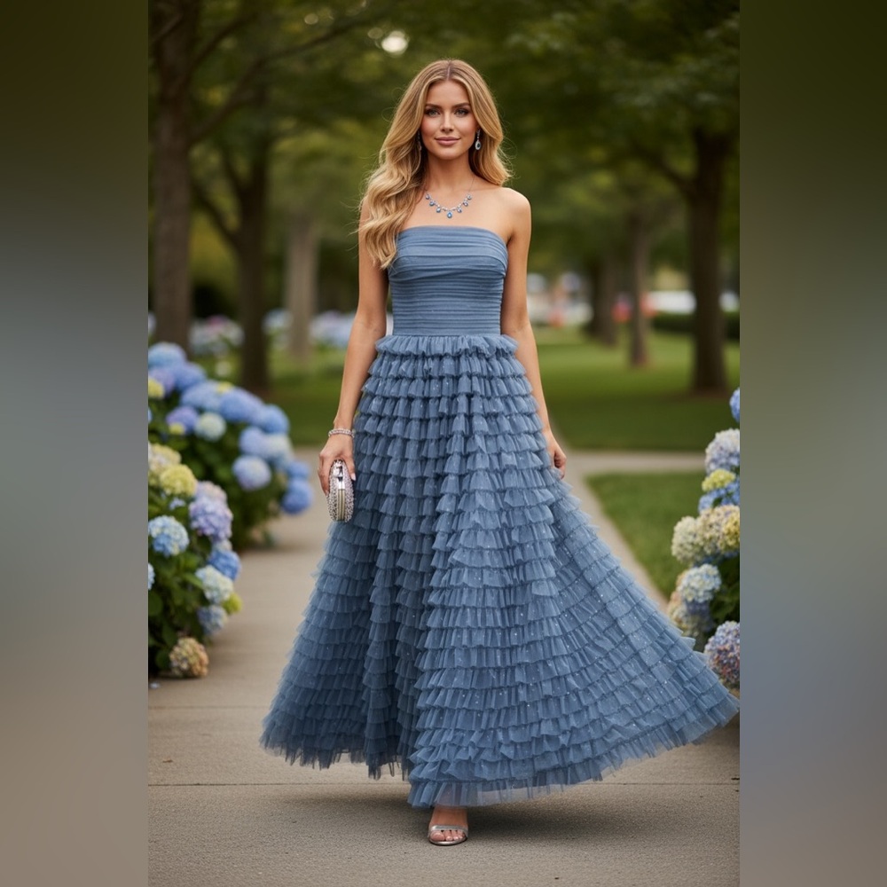 NEW Stunning SAY YES Strapless Ball Gown Prom Dress Sz 1/2
